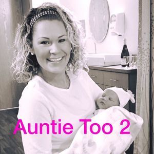 Meet your Posher, Angee